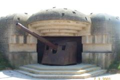 German-Gun-Bunker-2-at-Normandie