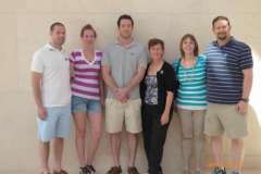 Family-Picture-at-Bush-Memorial-Library